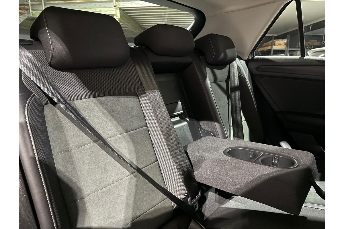 2022 Volkswagen T-Roc 110TSI Style D11