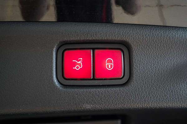 2023 Mercedes-Benz C-Class C300 W206