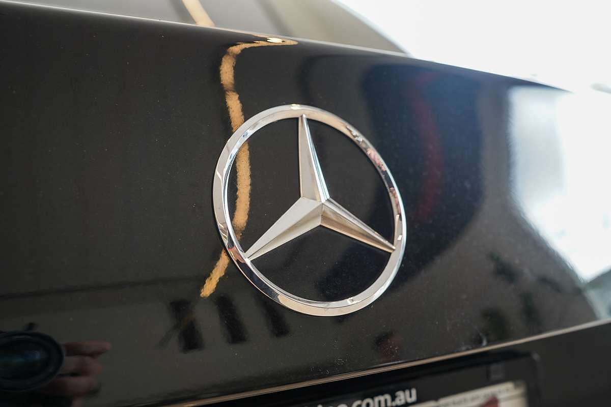 2023 Mercedes-Benz C-Class C300 W206