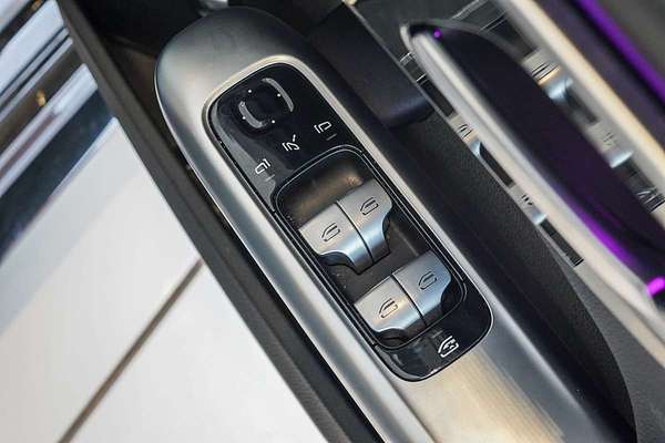 2023 Mercedes-Benz C-Class C300 W206