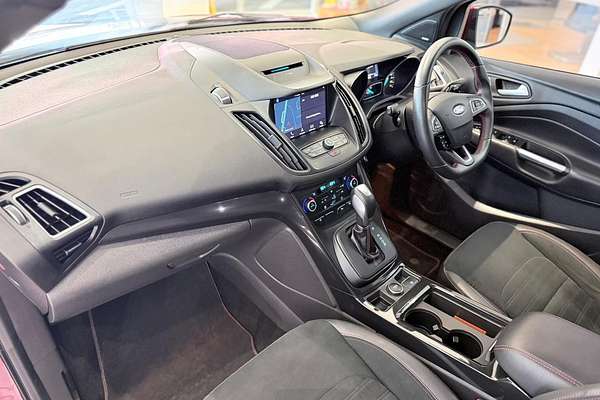 2019 Ford Escape ST-Line ZG