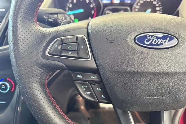 2019 Ford Escape ST-Line ZG