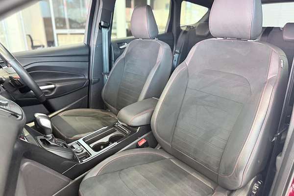 2019 Ford Escape ST-Line ZG