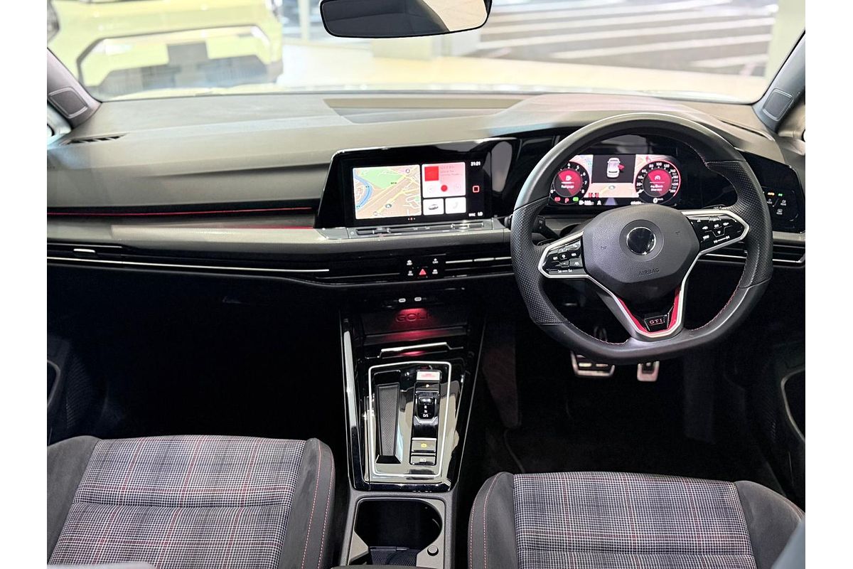 2022 Volkswagen Golf GTI 8