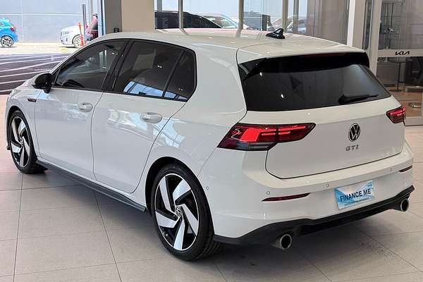 2022 Volkswagen Golf GTI 8