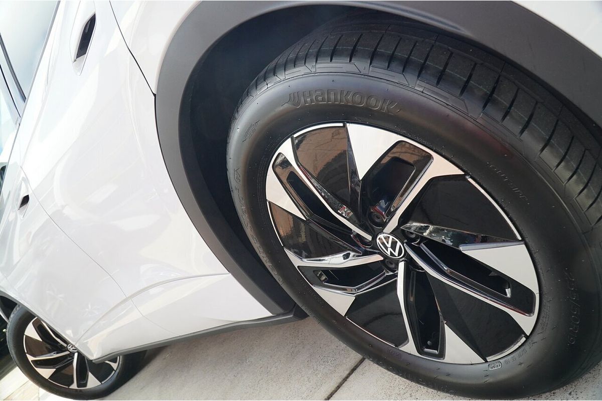 2025 Volkswagen ID.5 Pro E2