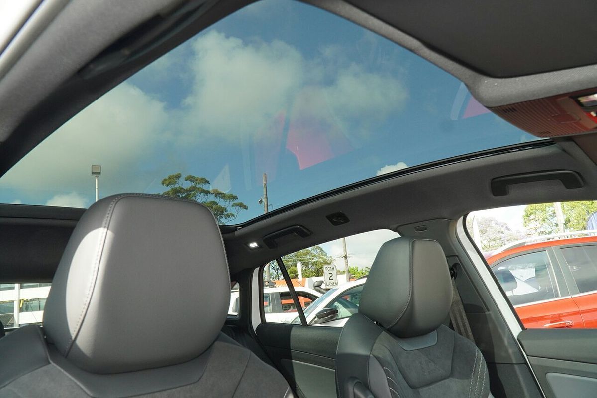 2025 Volkswagen ID.5 Pro E2