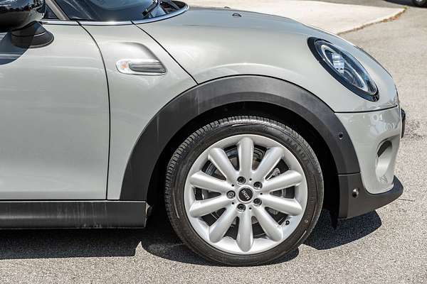 2020 MINI Hatch Cooper Classic F55 LCI