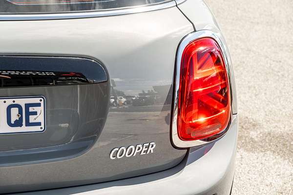 2020 MINI Hatch Cooper Classic F55 LCI