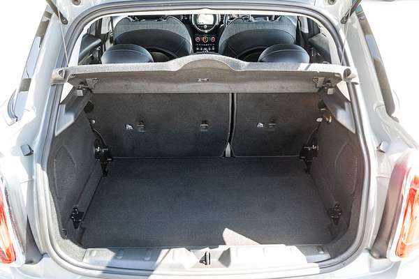 2020 MINI Hatch Cooper Classic F55 LCI