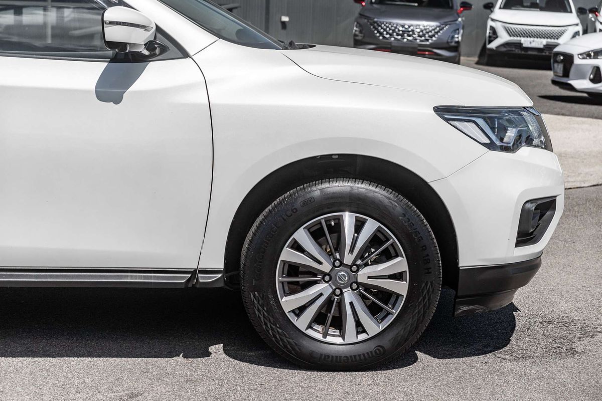 2017 Nissan Pathfinder ST-L R52 Series II