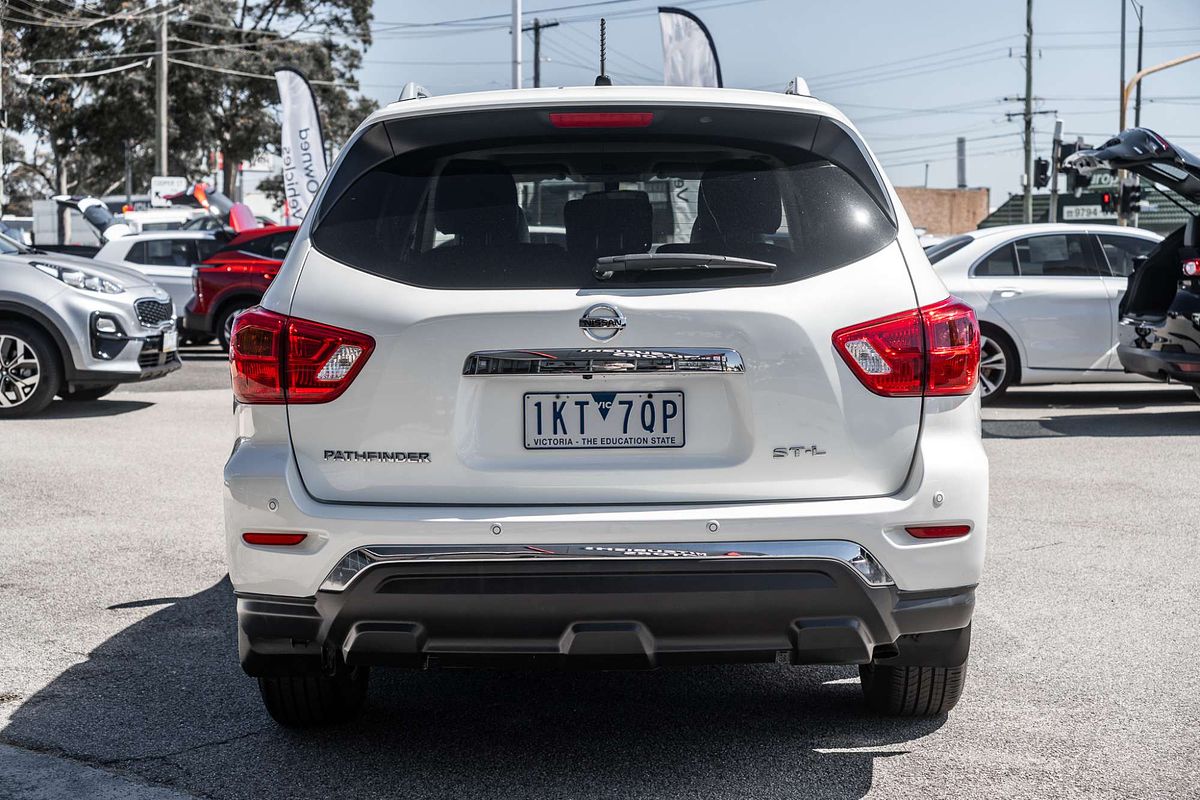 2017 Nissan Pathfinder ST-L R52 Series II