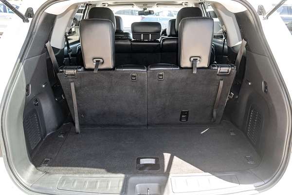 2017 Nissan Pathfinder ST-L R52 Series II