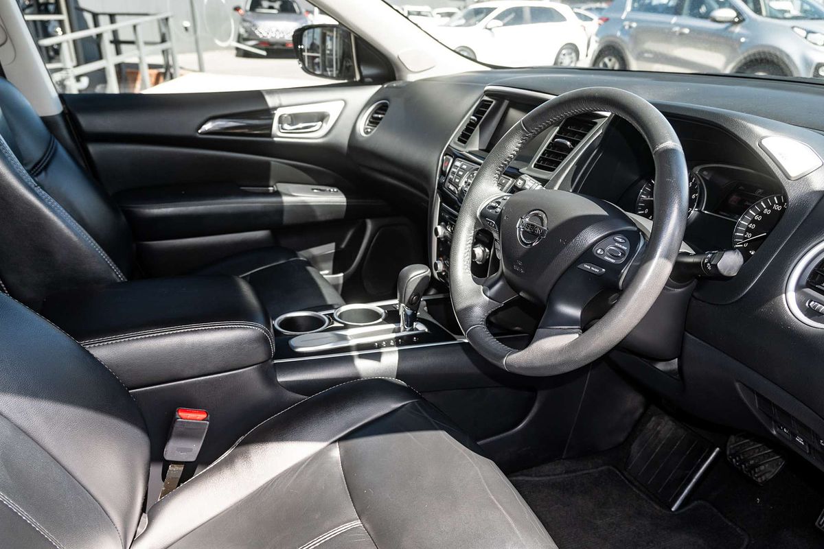 2017 Nissan Pathfinder ST-L R52 Series II