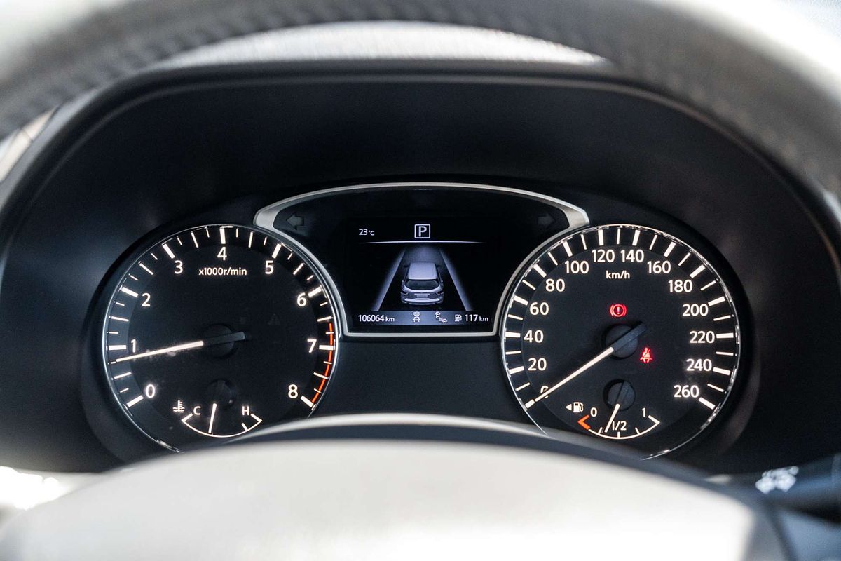 2017 Nissan Pathfinder ST-L R52 Series II