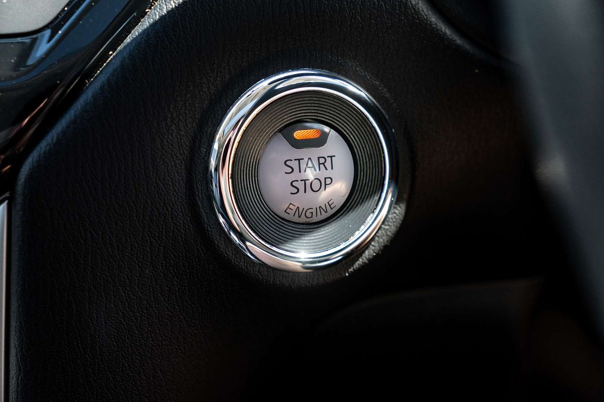 2017 Nissan Pathfinder ST-L R52 Series II