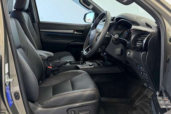 2024 Toyota Hilux Rogue 48V GUN126R 4X4