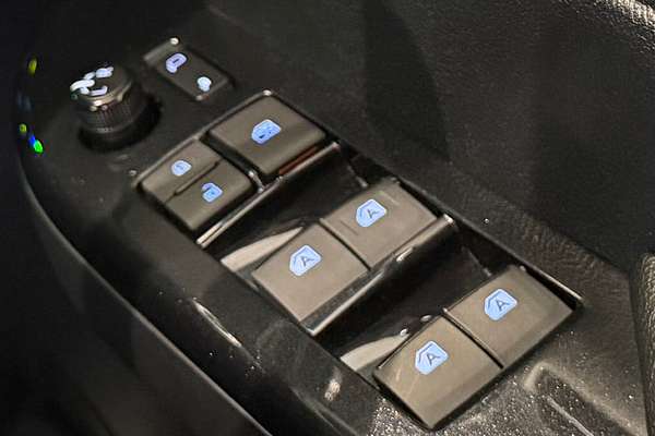 2024 Toyota Hilux Rogue 48V GUN126R 4X4