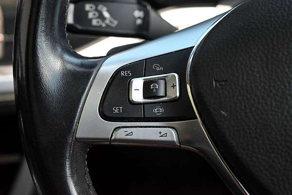 2019 Volkswagen Touareg 190TDI Launch Edition CR