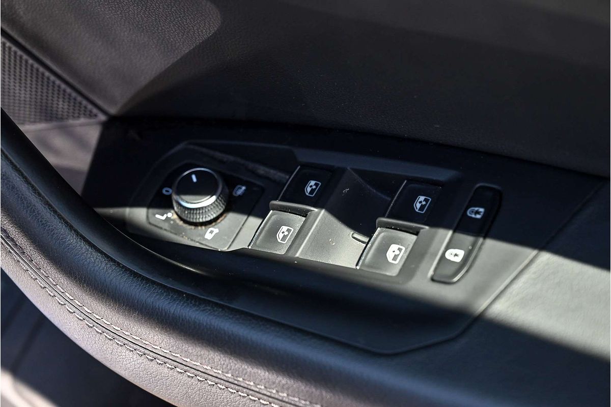 2019 Volkswagen Touareg 190TDI Launch Edition CR