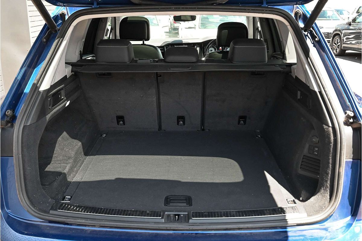 2019 Volkswagen Touareg 190TDI Launch Edition CR