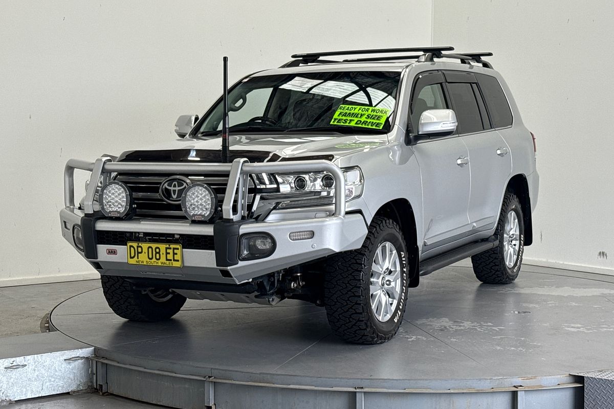 2017 Toyota Landcruiser SAHARA (4x4) VDJ200R MY16