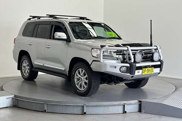 2017 Toyota Landcruiser SAHARA (4x4) VDJ200R MY16