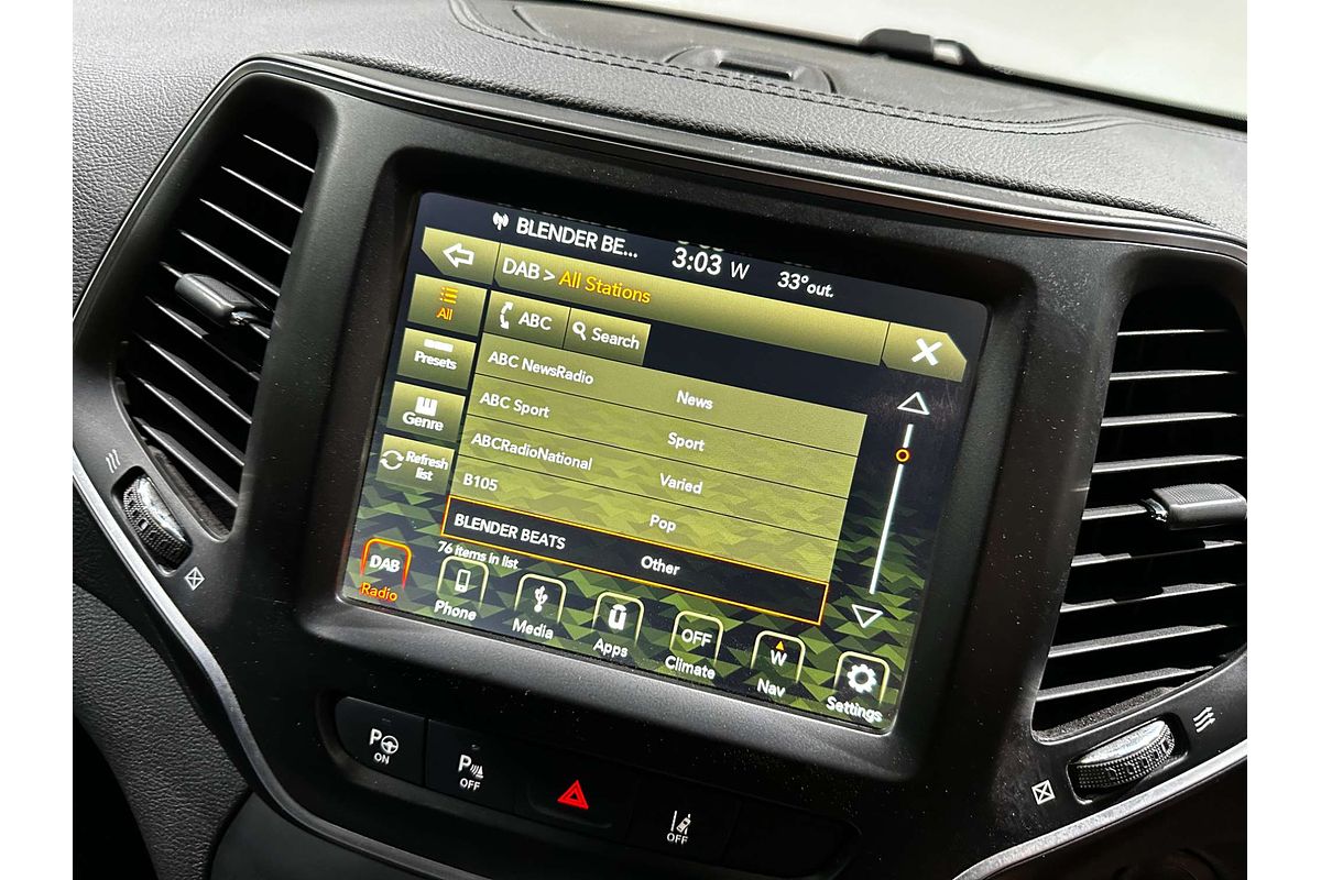 2019 Jeep Cherokee Night Eagle KL