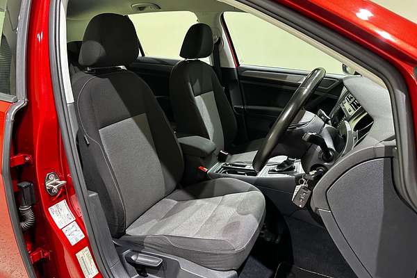 2016 Volkswagen Golf 92TSI Trendline 7