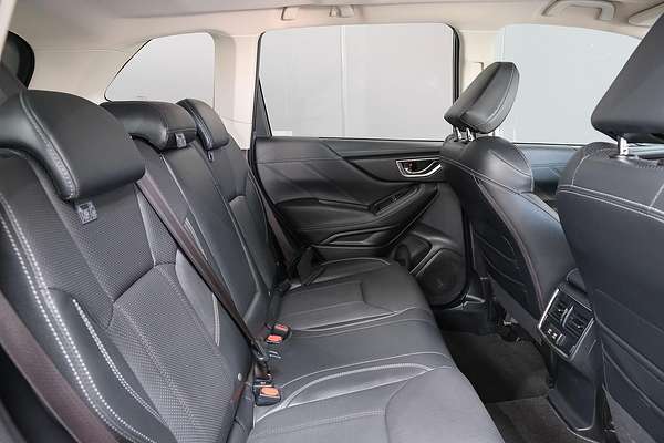 2019 Subaru Forester 2.5i-S S5