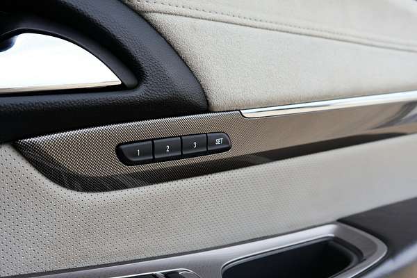 2015 Holden Calais V VF