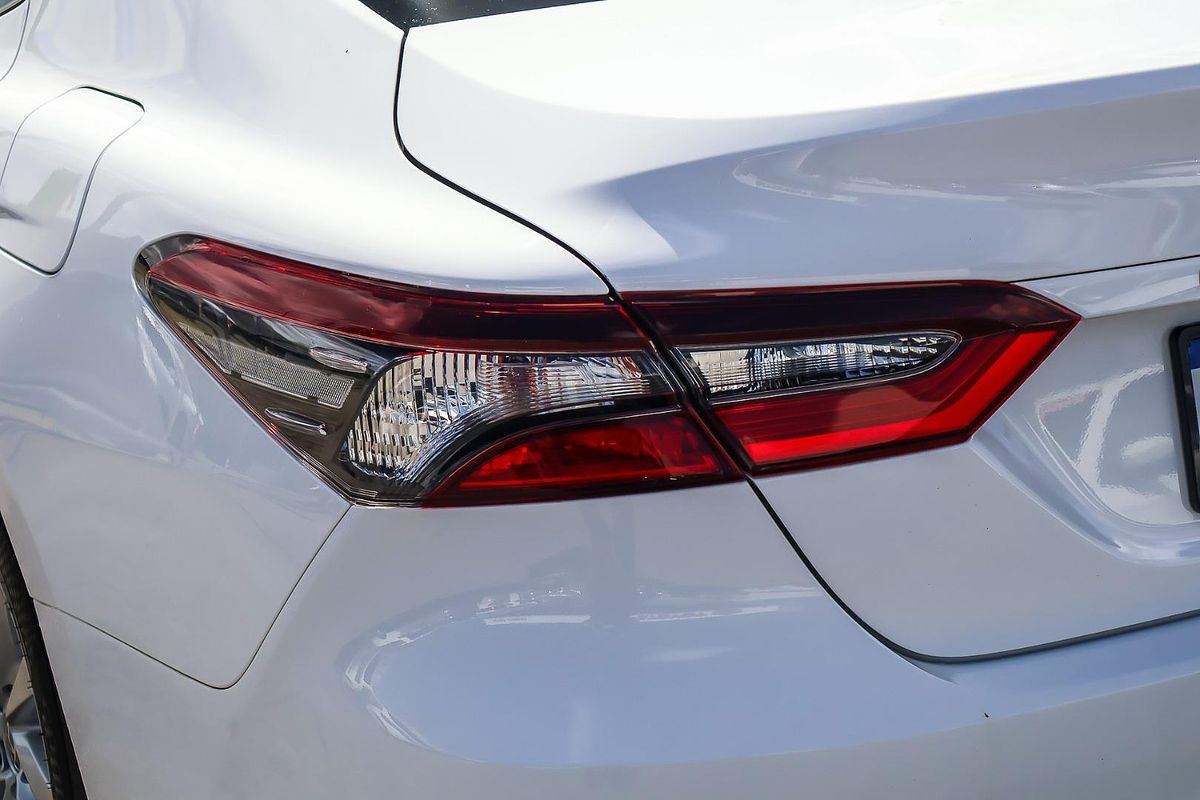 2021 Toyota Camry Ascent AXVH70R