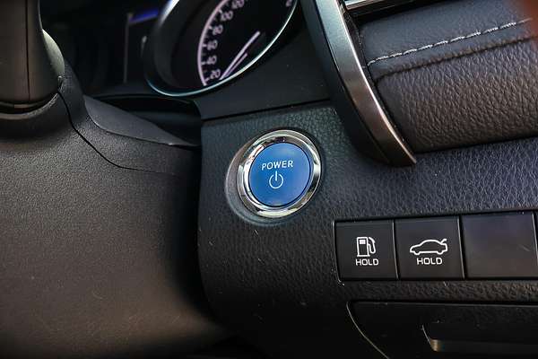 2021 Toyota Camry Ascent AXVH70R