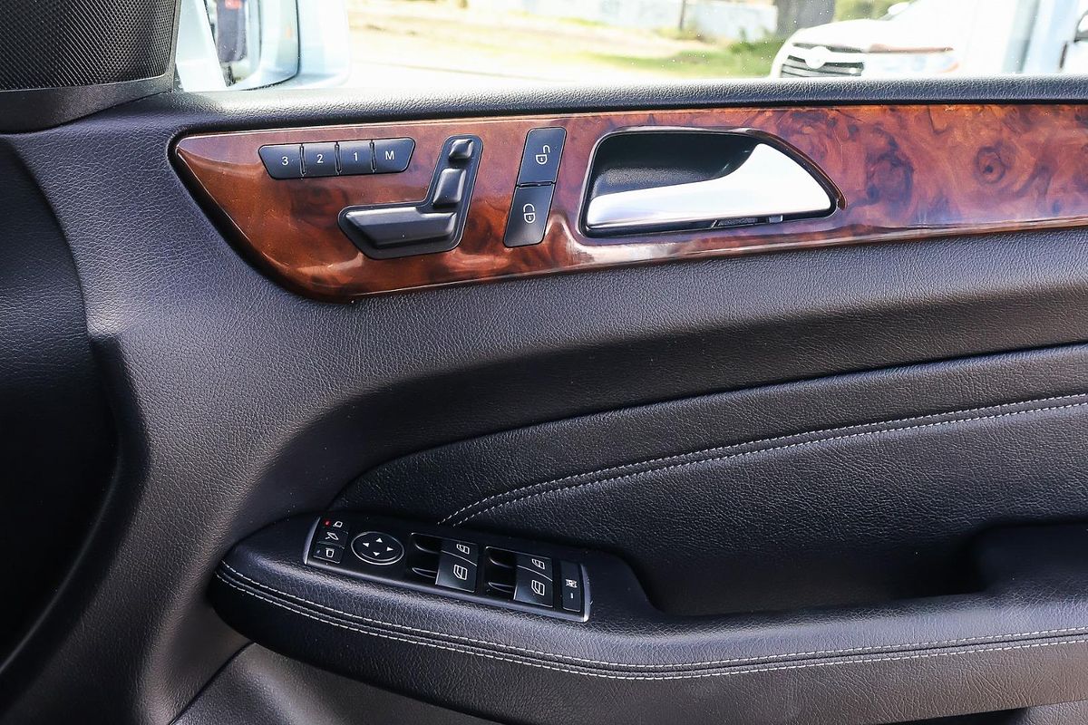 2014 Mercedes-Benz M-Class ML400 W166