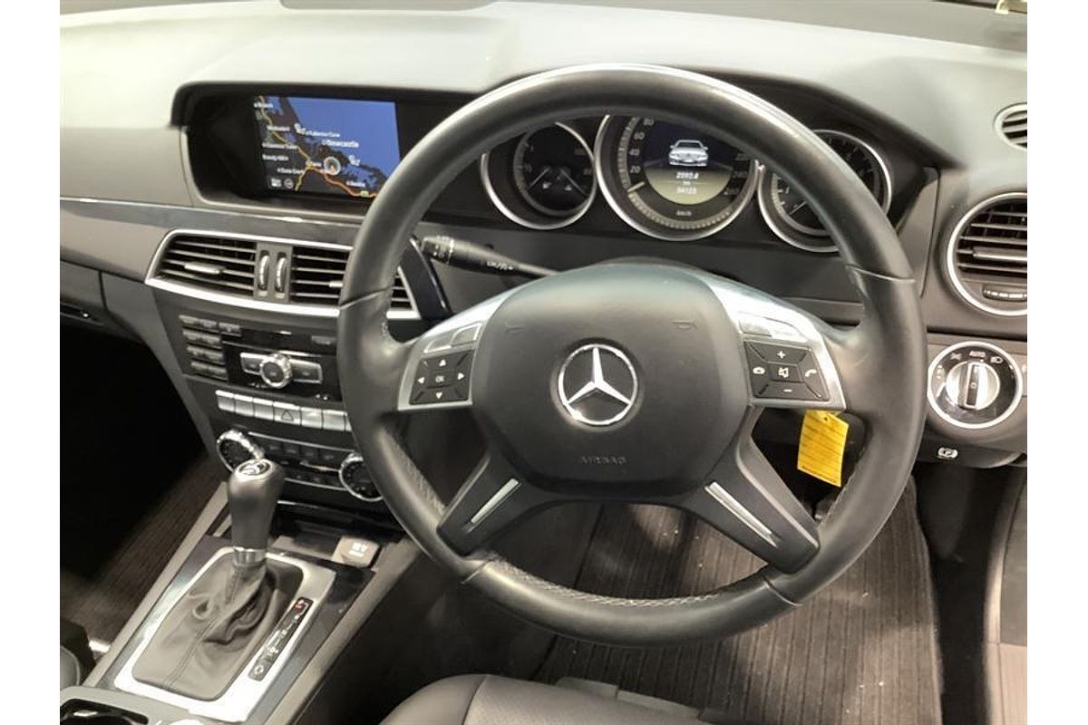 2012 Mercedes-Benz C-Class C200 BlueEFFICIENCY Avantgarde W204