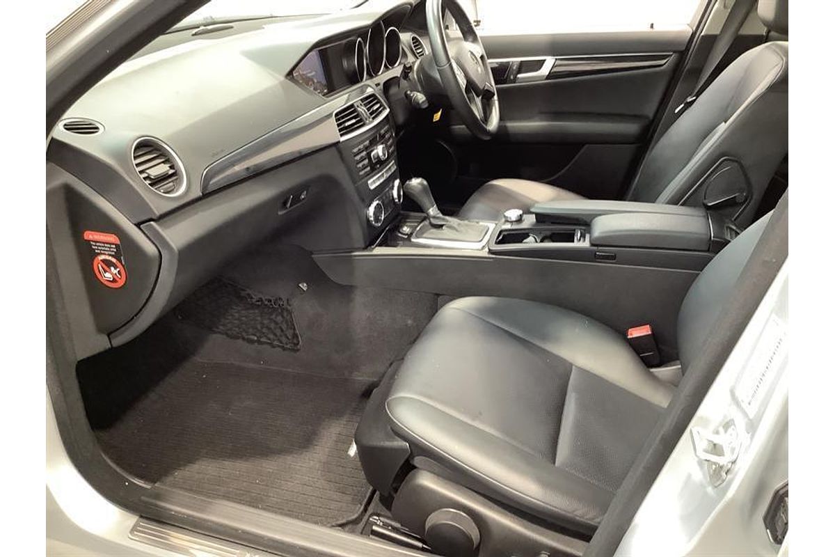2012 Mercedes-Benz C-Class C200 BlueEFFICIENCY Avantgarde W204