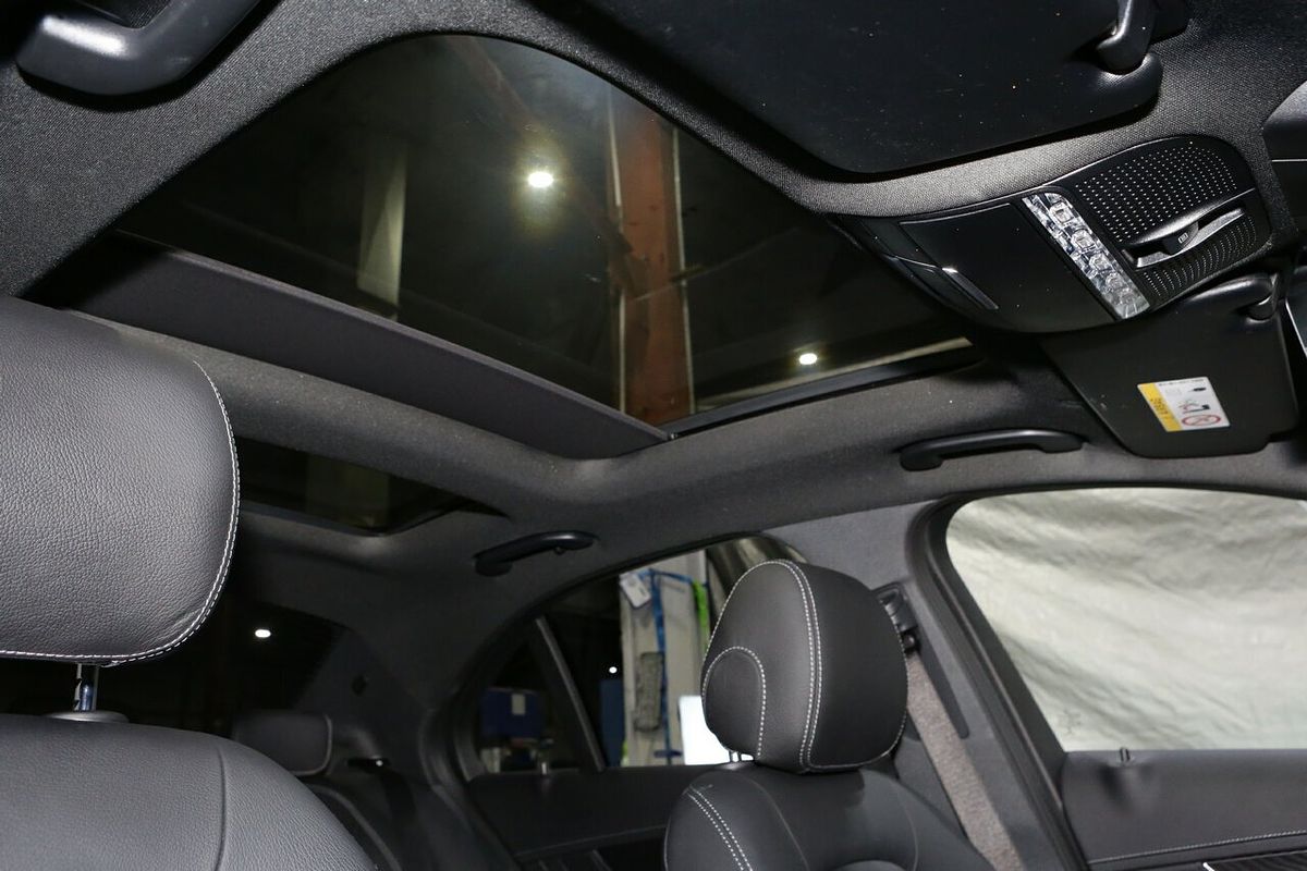 2018 Mercedes-Benz C-Class C300 W205