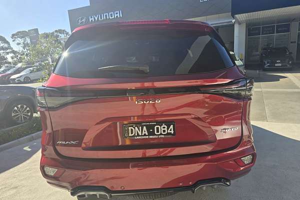 2025 Isuzu MU-X LS-T