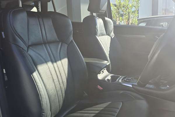 2025 Isuzu MU-X LS-T