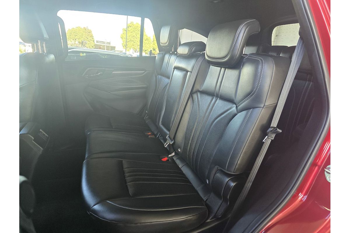 2025 Isuzu MU-X LS-T