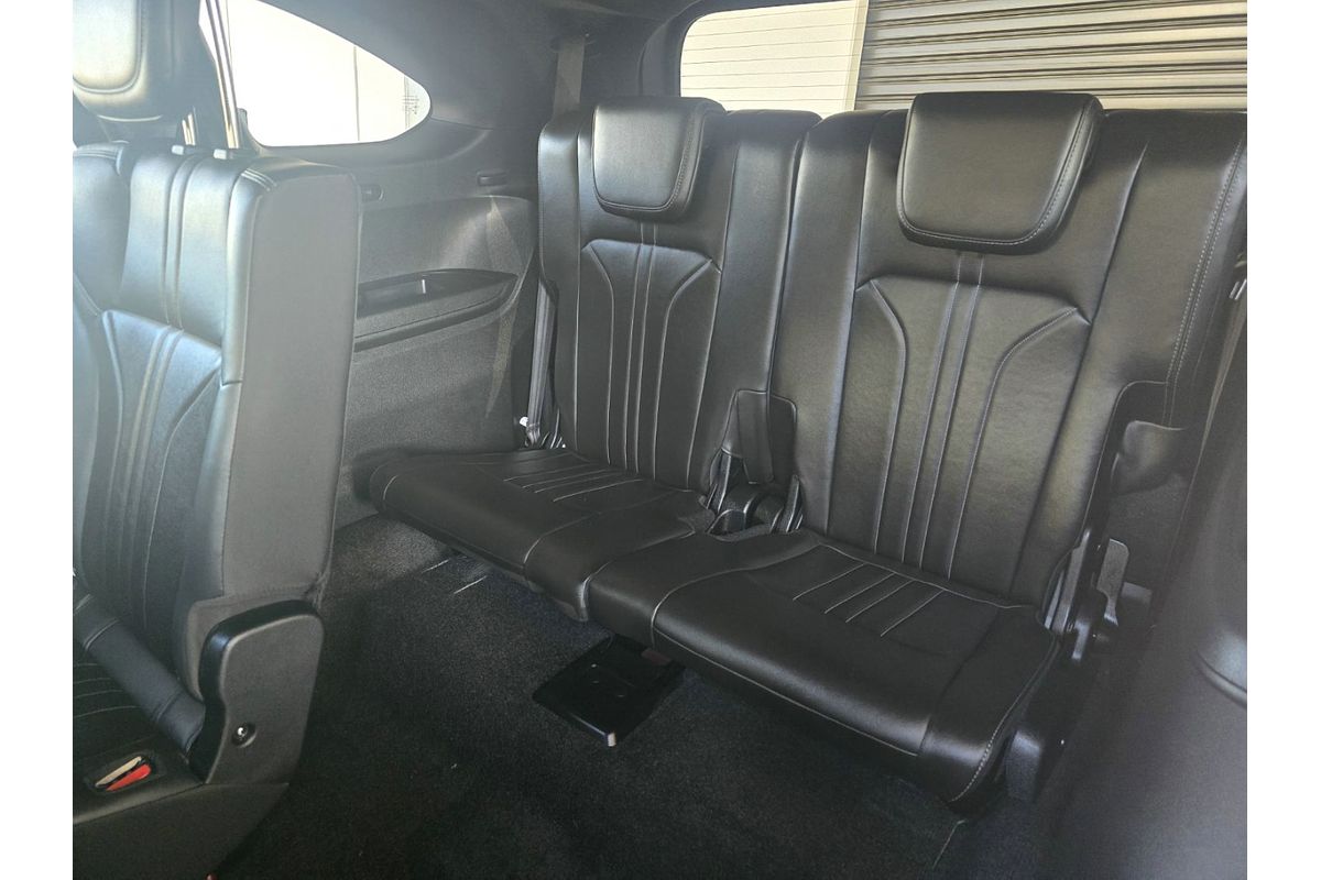 2025 Isuzu MU-X LS-T