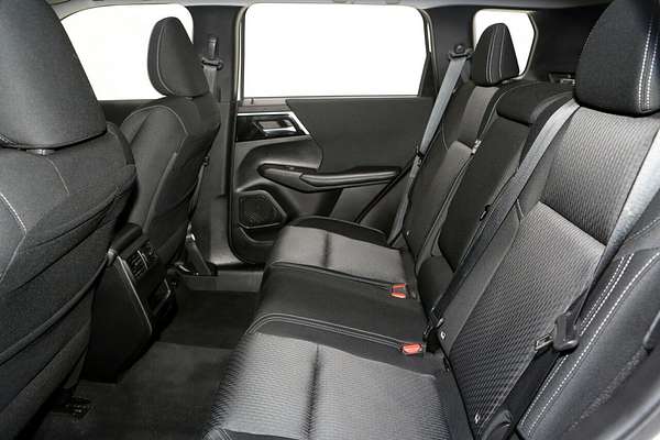 2023 Mitsubishi Outlander ES ZM