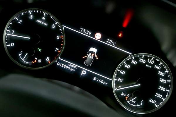 2023 Mitsubishi Outlander ES ZM