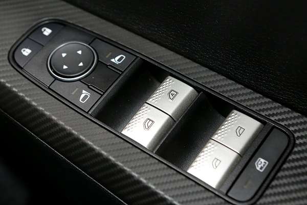 2023 Mitsubishi Outlander ES ZM