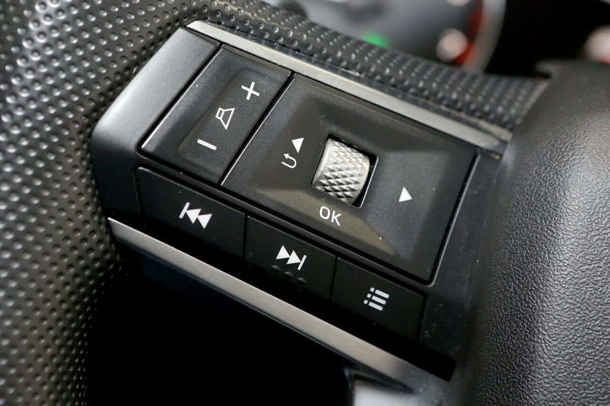 2023 Mitsubishi Outlander ES ZM