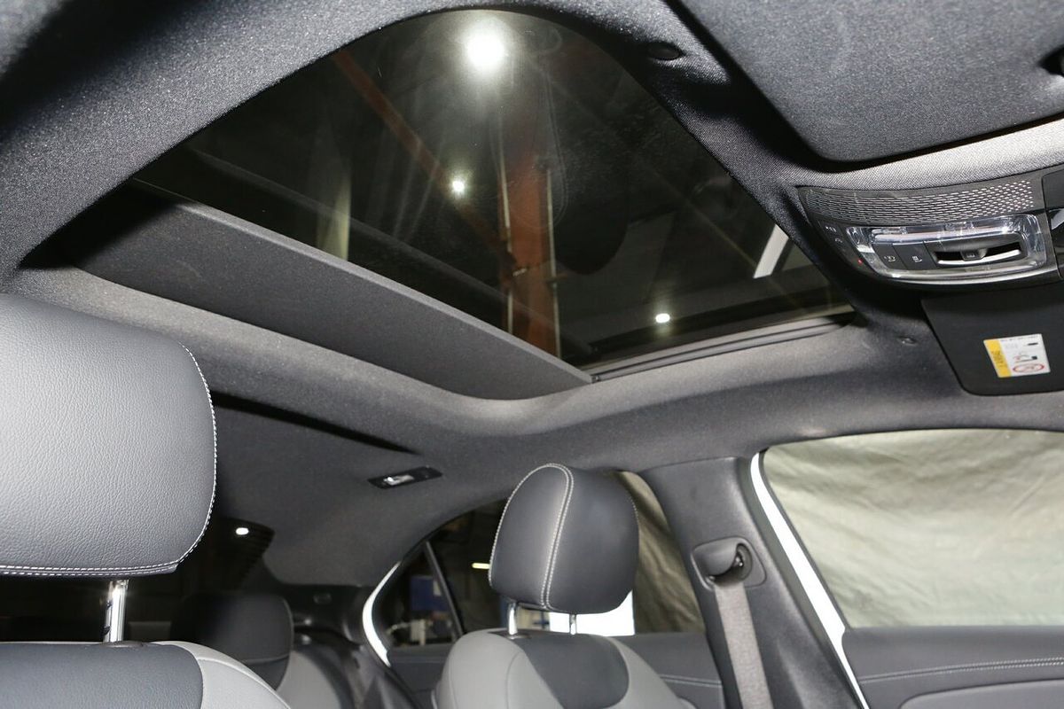 2022 Mercedes-Benz A-Class A35 AMG V177