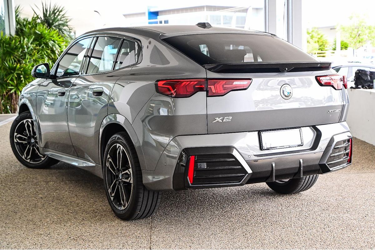 2025 BMW X2 xDrive20i M Sport U10