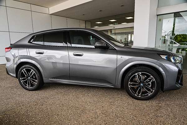2025 BMW X2 xDrive20i M Sport U10