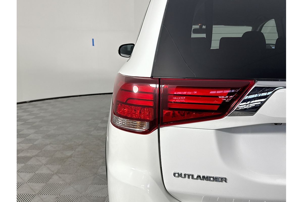 2016 Mitsubishi Outlander OUTLANDER LS (4x2) ZK MY16