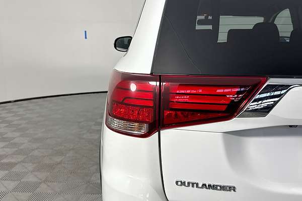 2016 Mitsubishi Outlander OUTLANDER LS (4x2) ZK MY16